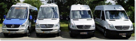 十六坐位豪華小巴